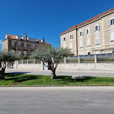 Gem Old Town Center *