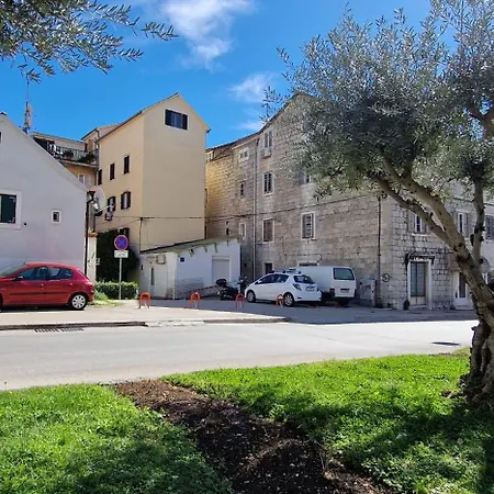 Apartment Gem Old Town Center