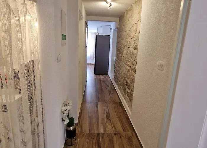 Appartamento Gem Old Town Center *