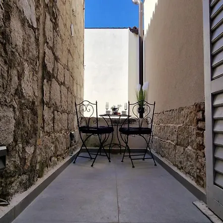 Gem Old Town Center דירה *