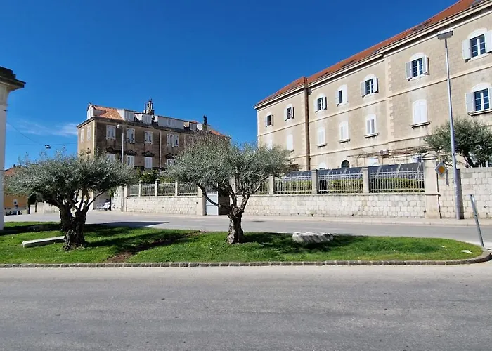 Gem Old Town Center *