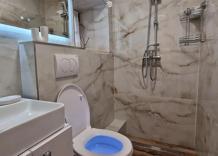 Gem Old Town Center Apartman *